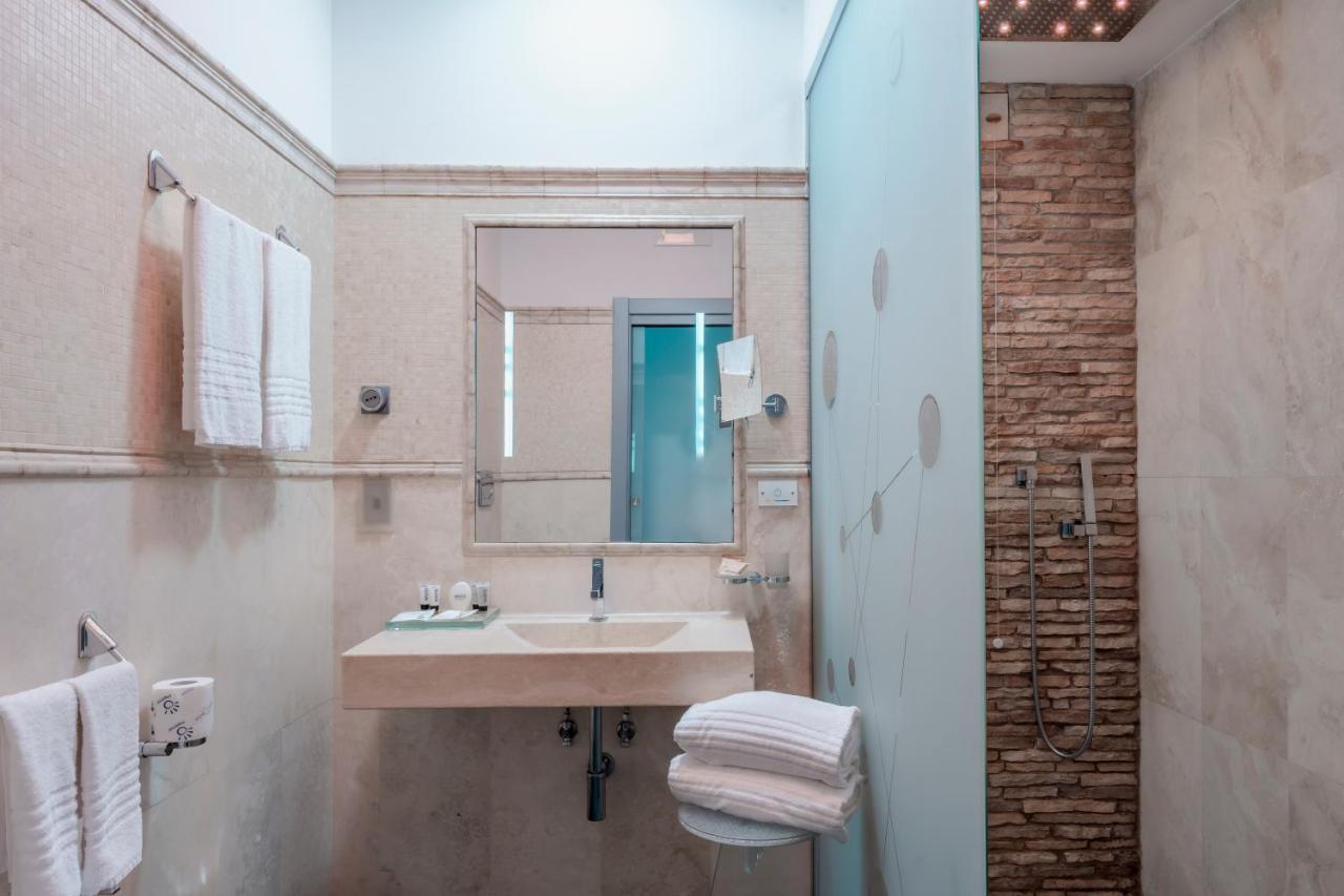 Hotel Trecento Rzym Zewnętrze zdjęcie