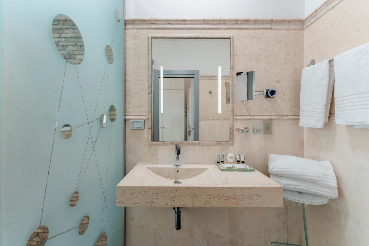 Hotel Trecento Rzym Zewnętrze zdjęcie