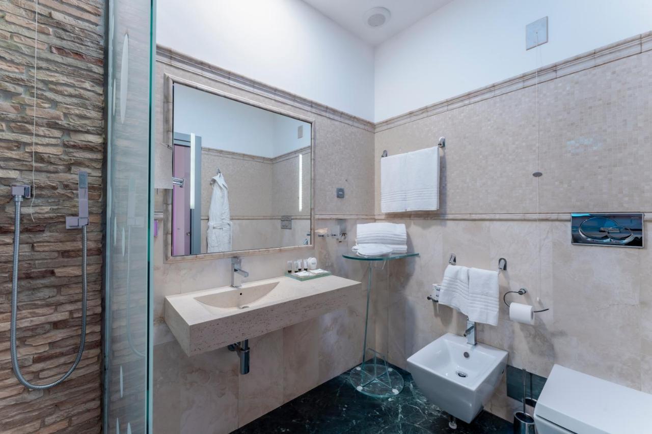 Hotel Trecento Rzym Zewnętrze zdjęcie